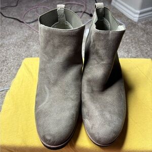 Dr. Scholl’s Women Lean In Ankle Boot